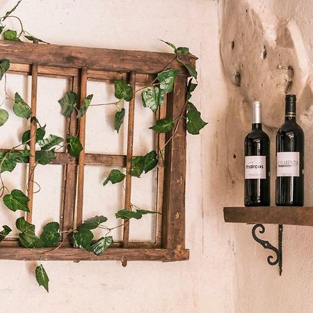 Casas La Muralla De Bodegas Marcos Peñafiel Exteriér fotografie