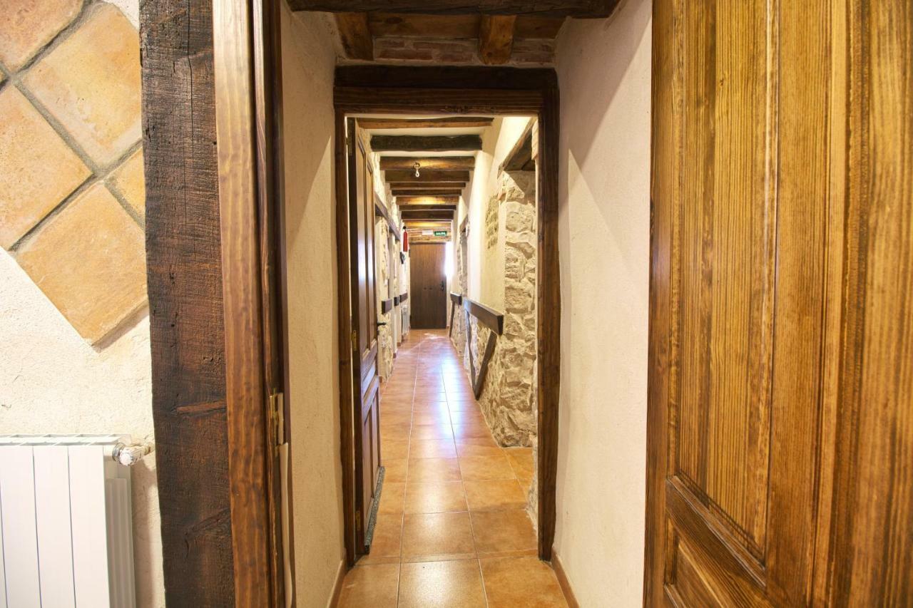 Casas La Muralla De Bodegas Marcos Peñafiel Exteriér fotografie
